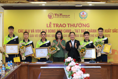 T&T Group awards more than 1.2 billion VND to CAND-T&T Table Tennis Club after the 2025 National Table Tennis Championship